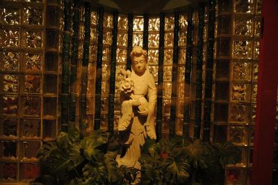 Kwan Yin at Realm